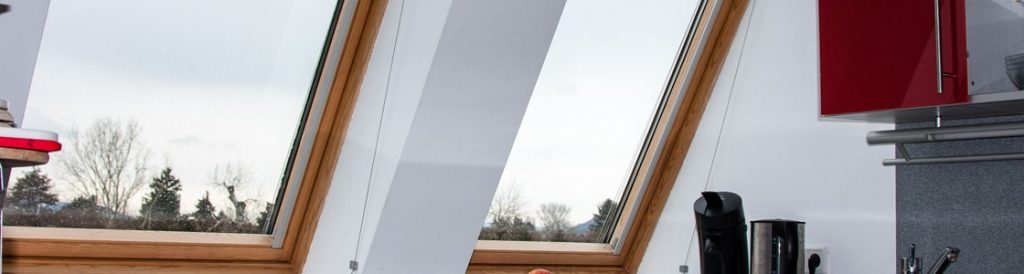 Die T-STRIPE Fensterheizung erwärmt den Randbereich des Fensters, sodass kein Kondenswasser entstehen kann.