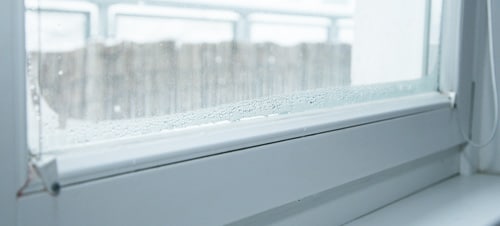 T-STRIPE Fensterheizung verhindert Kondenswasser am Fenster